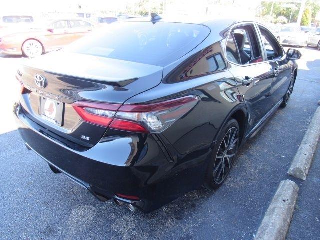 Toyota Camry SE Nightshade Edition 2021