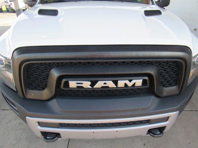 RAM 1500 Rebel Crew Cab SWB 4WD 2016