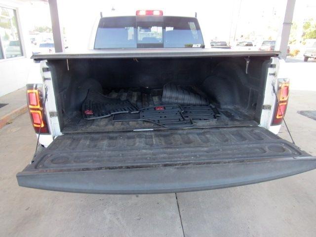 RAM 1500 Rebel Crew Cab SWB 4WD 2016