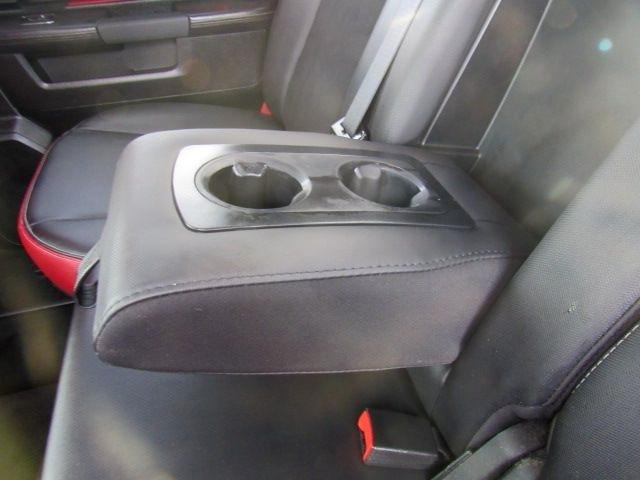 RAM 1500 Rebel Crew Cab SWB 4WD 2016