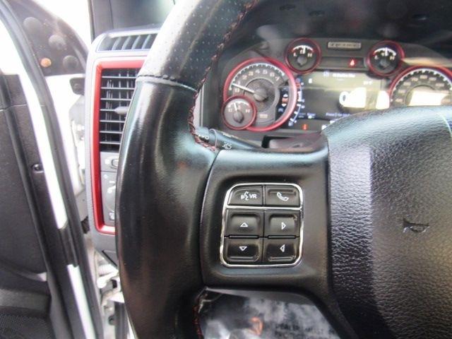RAM 1500 Rebel Crew Cab SWB 4WD 2016
