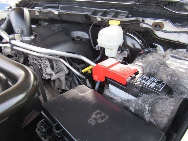 RAM 1500 Rebel Crew Cab SWB 4WD 2016