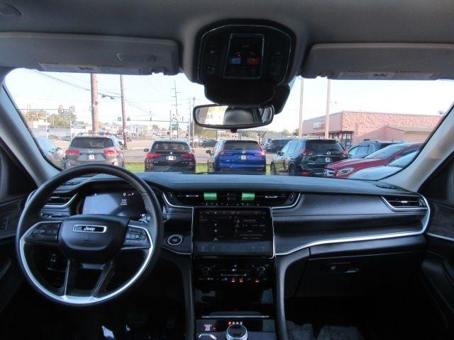Jeep Grand Cherokee L Limited 4WD 2023