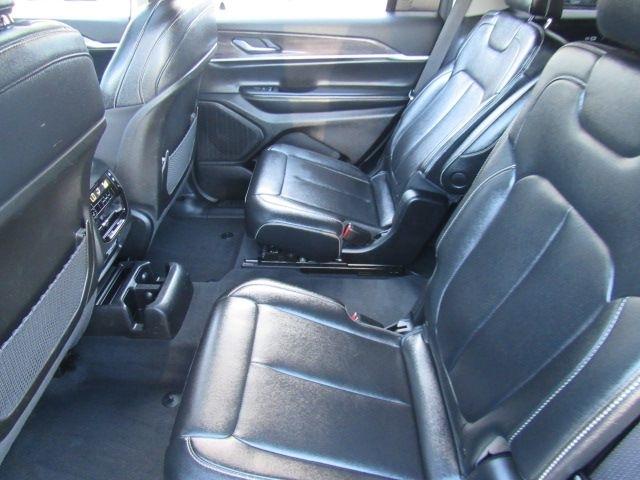 Jeep Grand Cherokee L Limited 4WD 2023