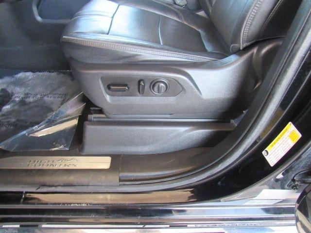 Chevrolet Silverado 1500 High Country Crew Cab 4WD 2020