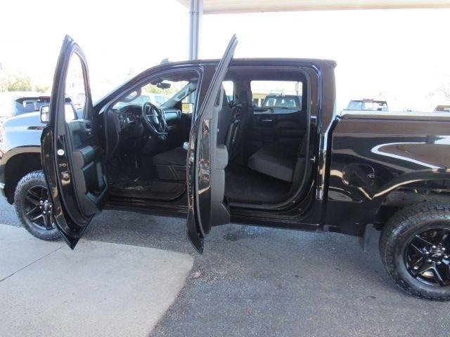 Chevrolet Silverado 1500 Custom Trail Boss Crew Cab Short Box 4WD 2021