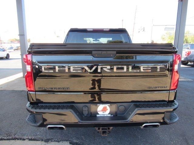 Chevrolet Silverado 1500 Custom Trail Boss Crew Cab Short Box 4WD 2021