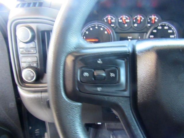 Chevrolet Silverado 1500 Custom Trail Boss Crew Cab Short Box 4WD 2021