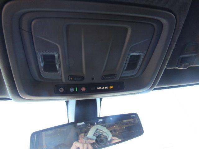 Chevrolet Silverado 1500 Custom Trail Boss Crew Cab Short Box 4WD 2021
