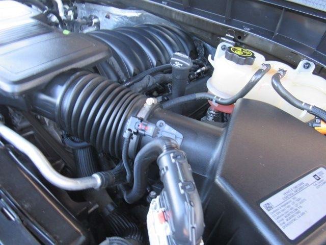 Chevrolet Silverado 1500 Custom Trail Boss Crew Cab Short Box 4WD 2021