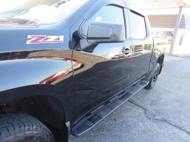 Chevrolet Silverado 1500 Custom Trail Boss Crew Cab Long Box 4WD 2020