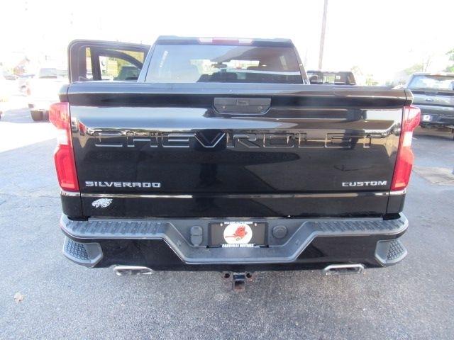 Chevrolet Silverado 1500 Custom Trail Boss Crew Cab Long Box 4WD 2020