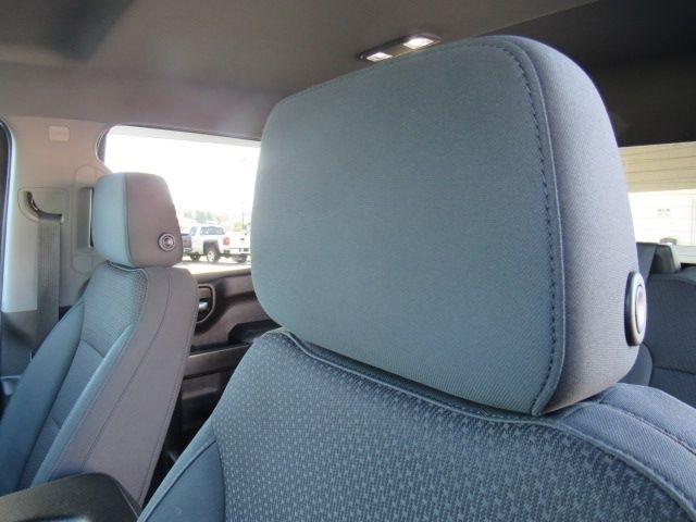 Chevrolet Silverado 1500 Custom Trail Boss Crew Cab Long Box 4WD 2020