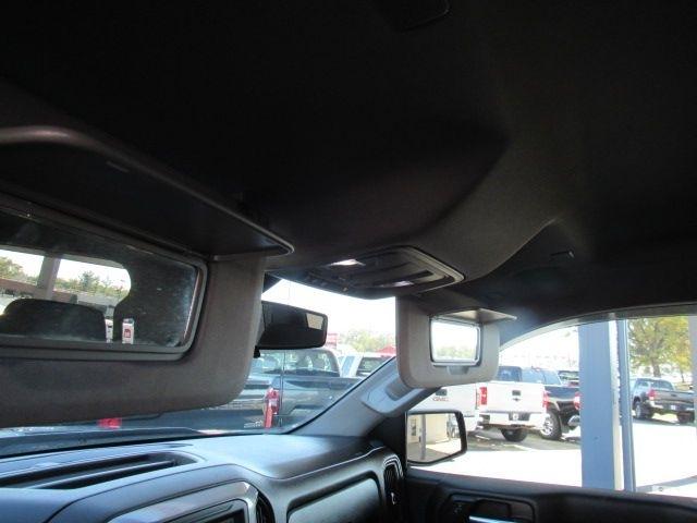 Chevrolet Silverado 1500 Custom Trail Boss Crew Cab Long Box 4WD 2020