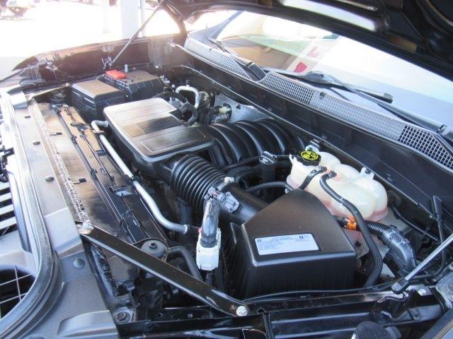 Chevrolet Silverado 1500 Custom Trail Boss Crew Cab Long Box 4WD 2020