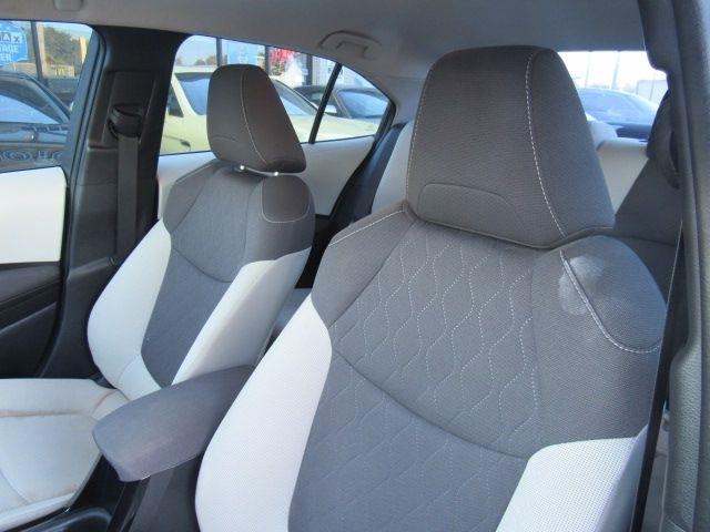Toyota Corolla LE 2022