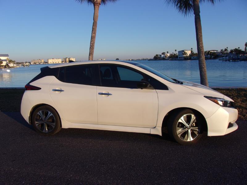 Nissan Leaf  2020