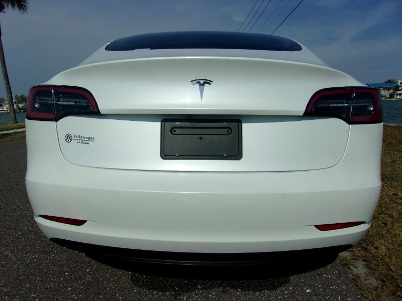 Tesla Model 3 Standard Range Plus 2020