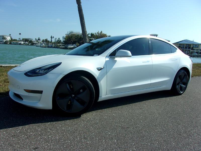 Tesla Model 3 Standard Range Plus 2020