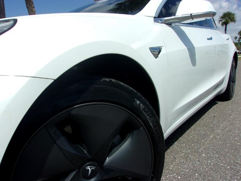 Tesla Model 3 Standard Range Plus 2019
