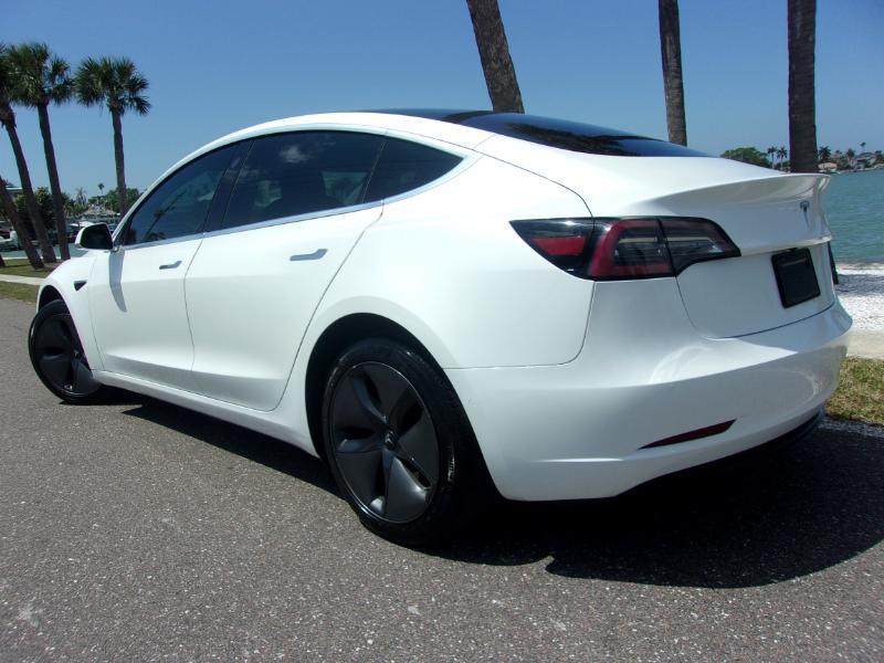 Tesla Model 3 Standard Range Plus 2019