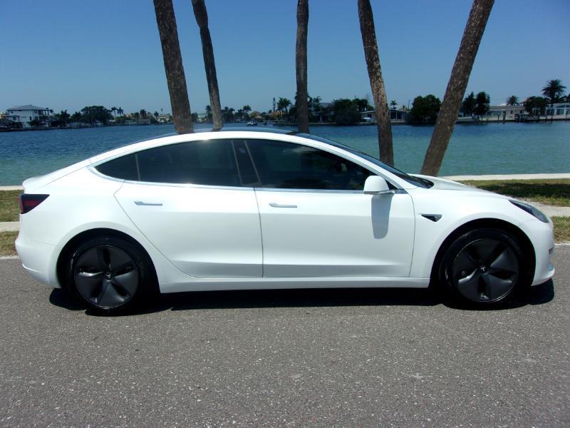 Tesla Model 3 Standard Range Plus 2019
