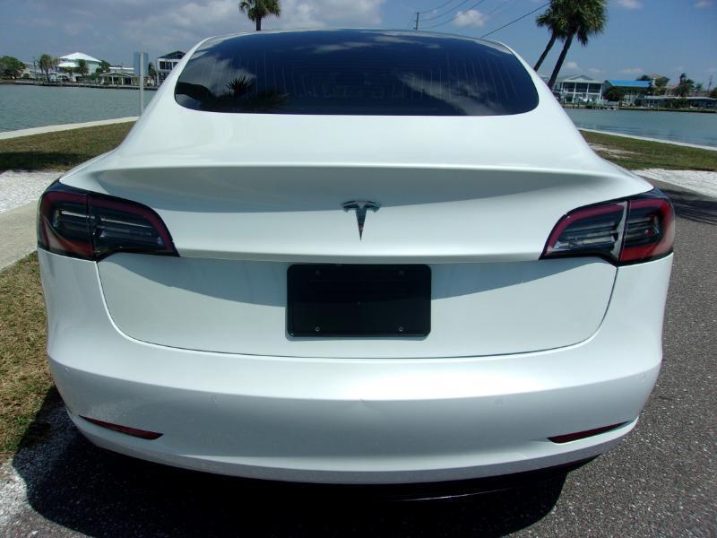 Tesla Model 3 Standard Range Plus 2019