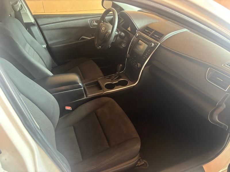 Toyota Camry 2014.5 4dr Sdn I4 Auto LE (Natl) 2016