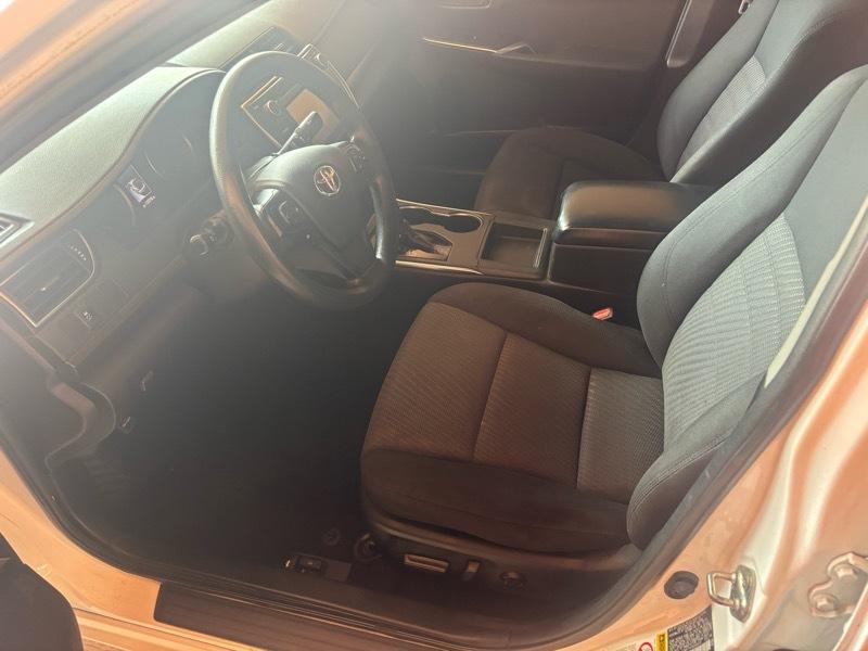 Toyota Camry 2014.5 4dr Sdn I4 Auto LE (Natl) 2016