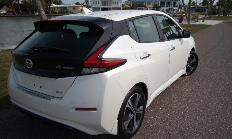 Nissan Leaf SV 2020