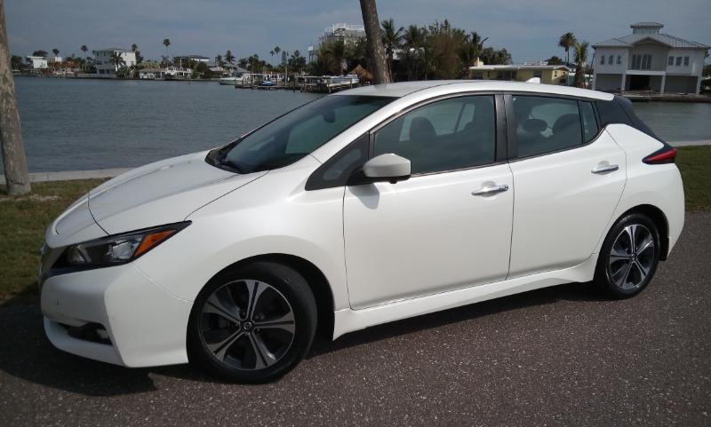Nissan Leaf SV 2020