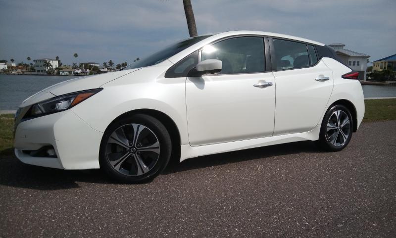 Nissan Leaf SV 2020