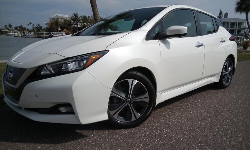 Nissan Leaf SV 2020