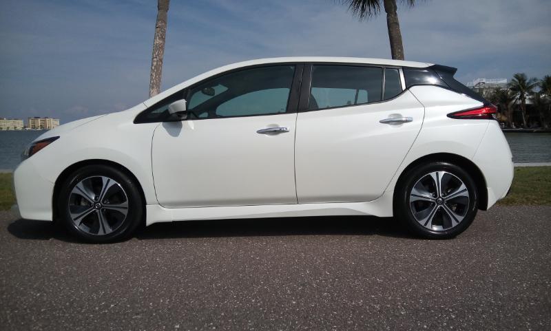 Nissan Leaf SV 2020