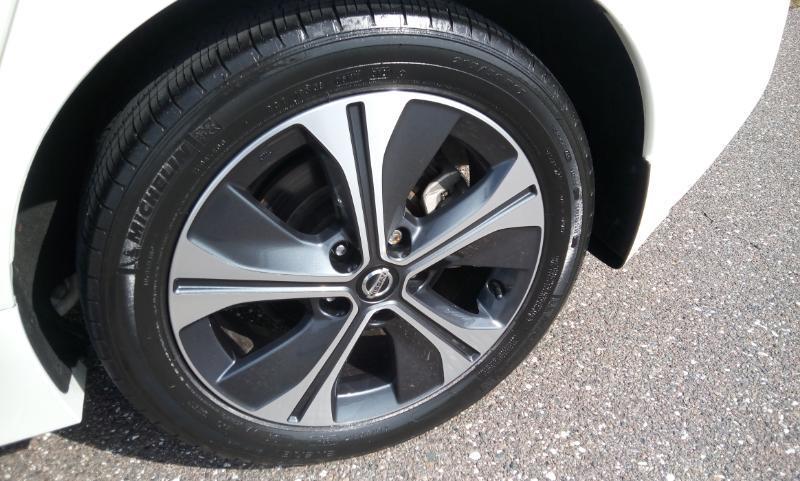 Nissan Leaf SV 2020