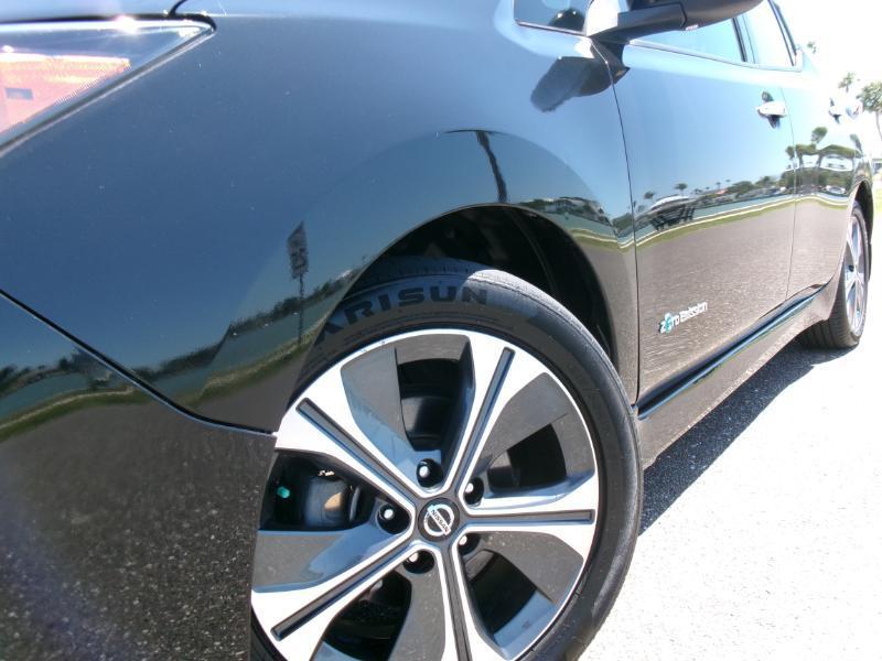 Nissan Leaf SV 2018