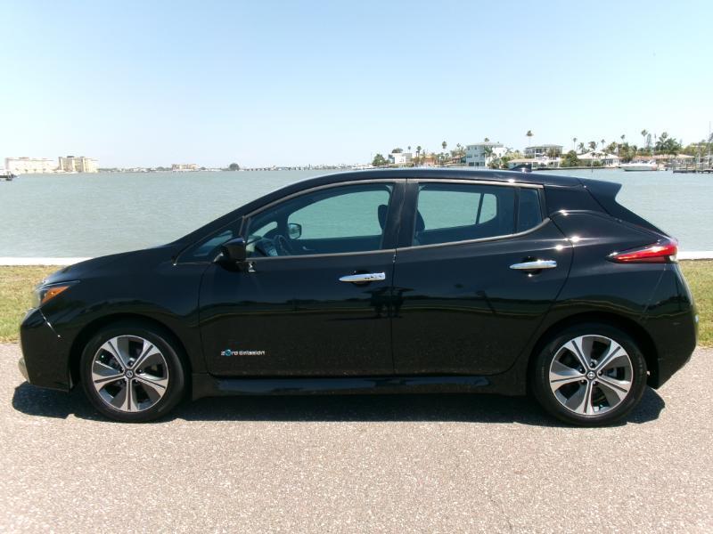 Nissan Leaf SV 2018