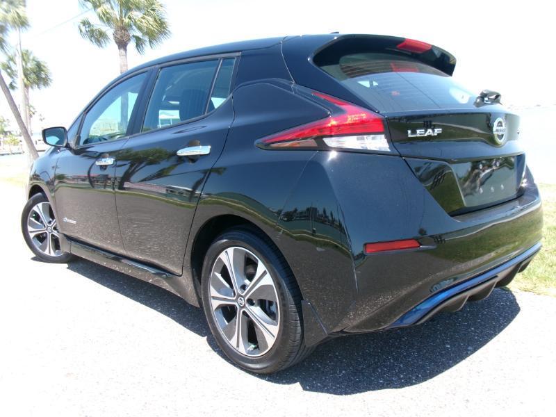 Nissan Leaf SV 2018