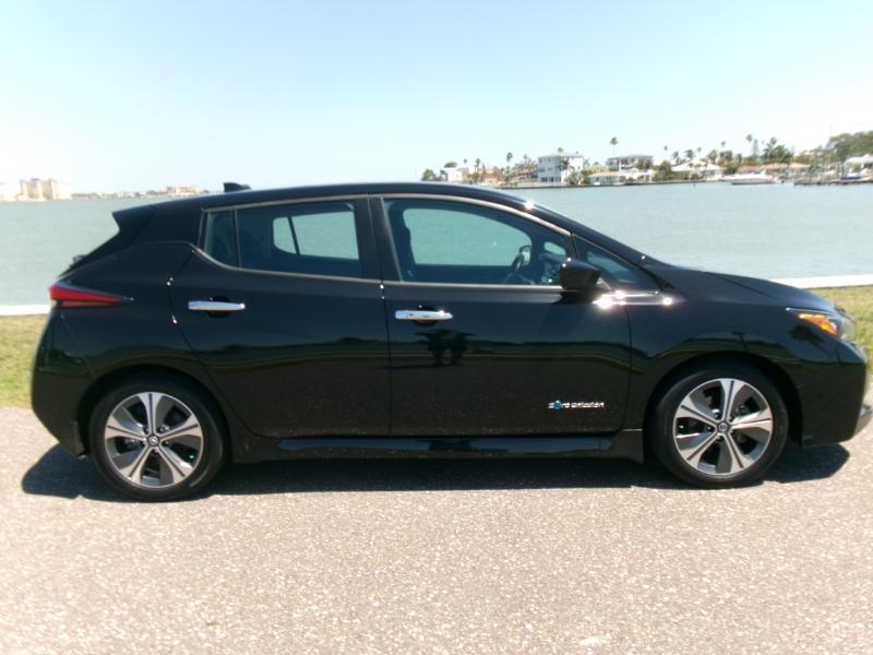 Nissan Leaf SV 2018
