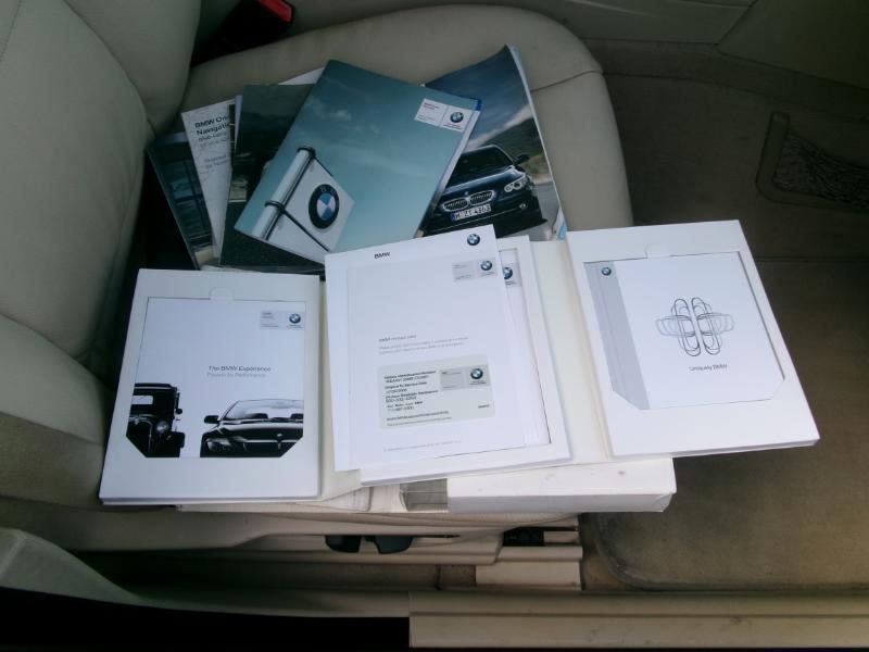 BMW 5-Series 528xi 2008