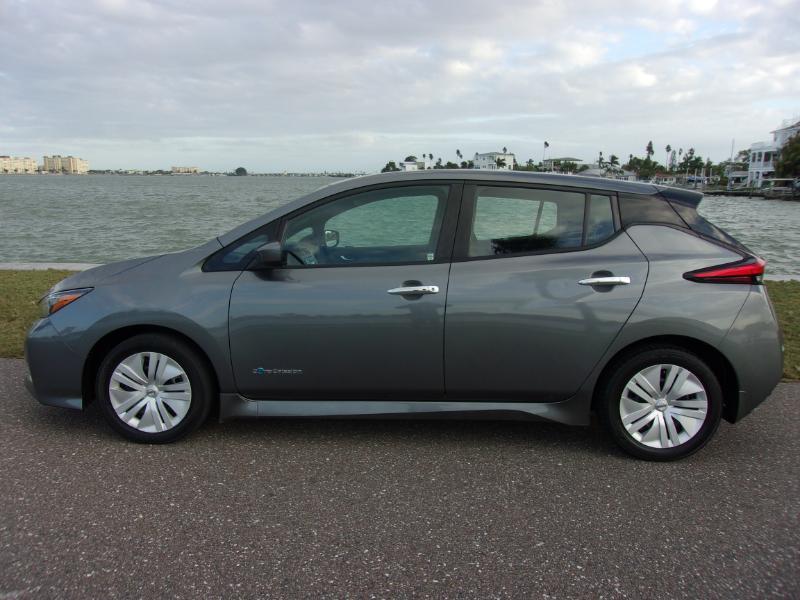 Nissan Leaf S 2022