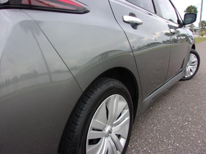 2022 Nissan LEAF S - Photo 7