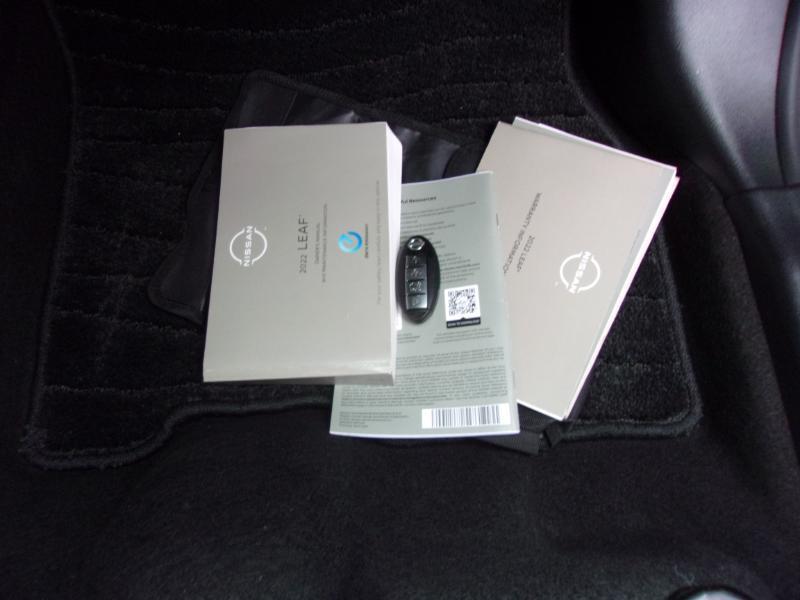 2022 Nissan LEAF S - Photo 31