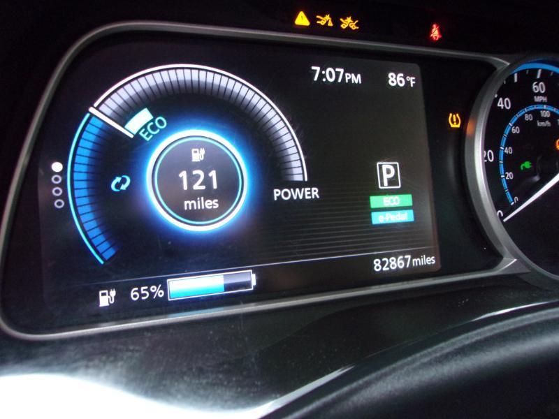 2022 Nissan LEAF S - Photo 35
