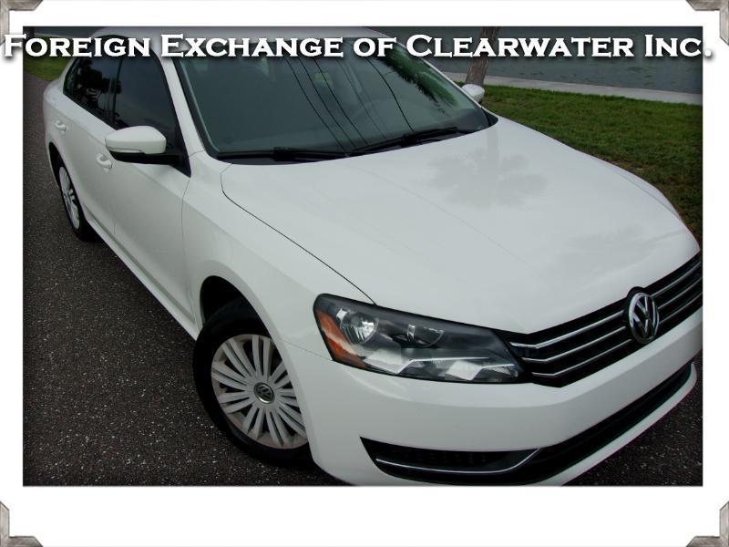 2014 Volkswagen Passat 1.8T S AT