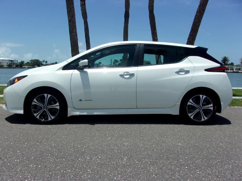 Nissan Leaf SV 2018