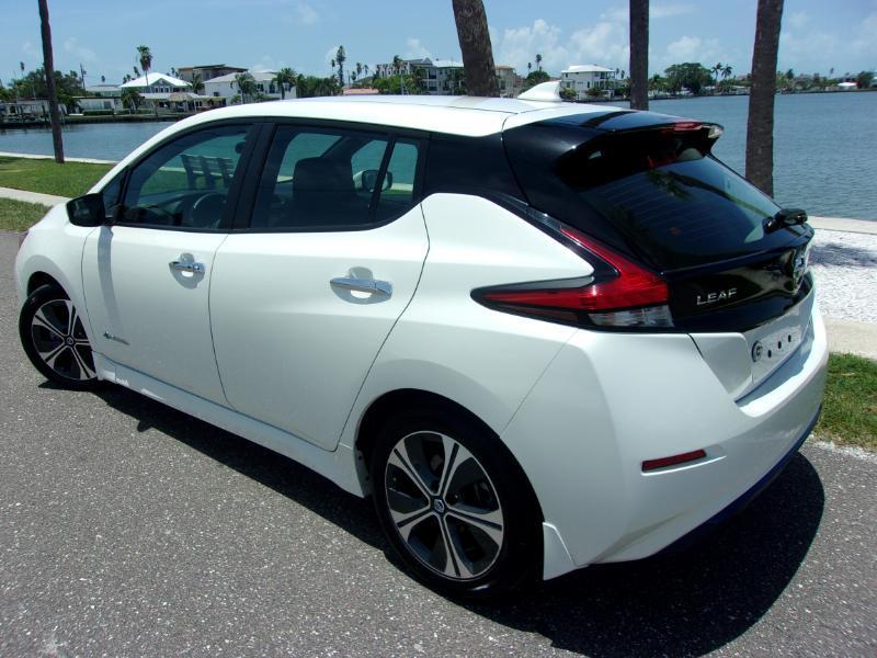 Nissan Leaf SV 2018
