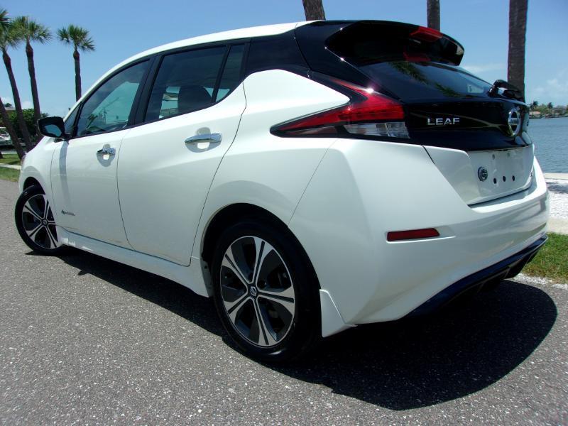 Nissan Leaf SV 2018