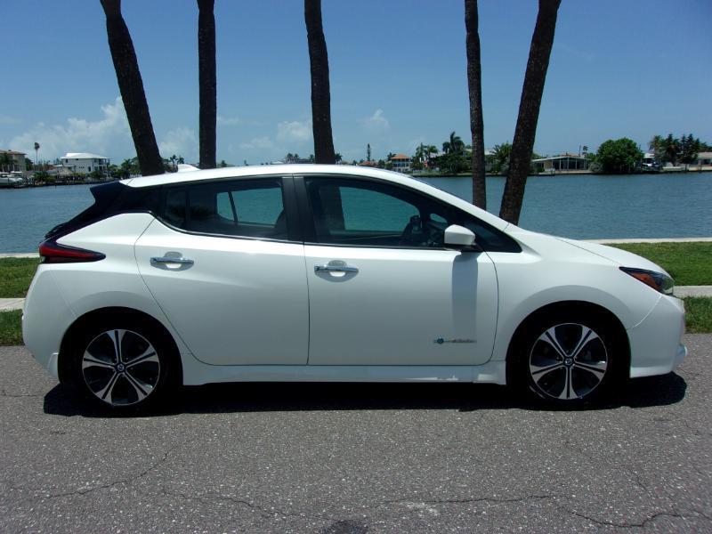 Nissan Leaf SV 2018