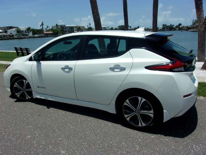 Nissan Leaf SV 2018